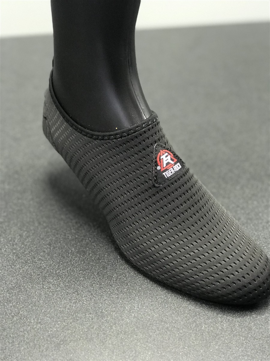 Base Kicks